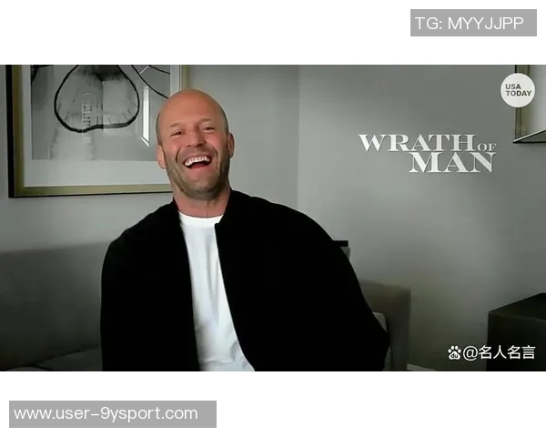 杰森斯坦森如何在足球场上展现他的运动天赋与魅力